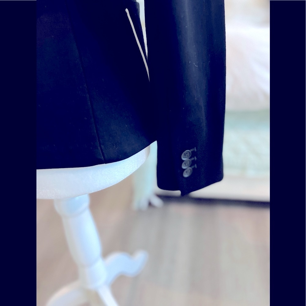 Express Blazer - Picture 3 of 6